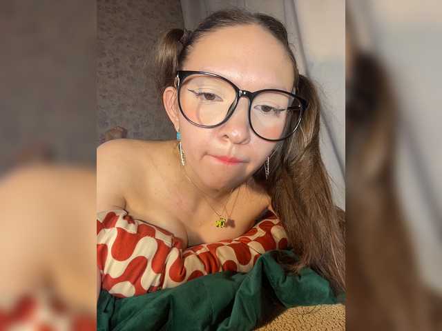 Cute-Lolly live cam on BongaCams