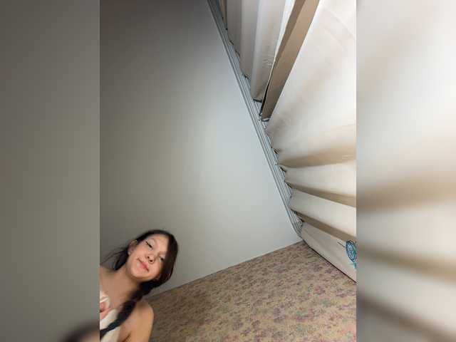 Cute-Lolly live cam on BongaCams