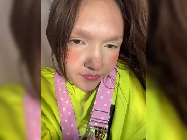 Cute-Lolly live cam on BongaCams