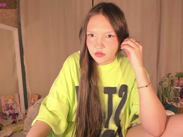  Cute-Lolly chat room
