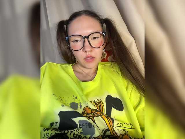 Cute-Lolly live cam on BongaCams