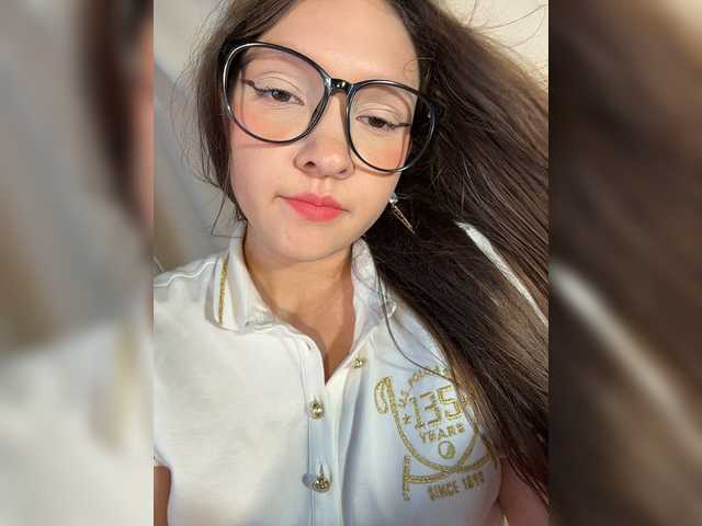 Cute-Lolly live webcam show
