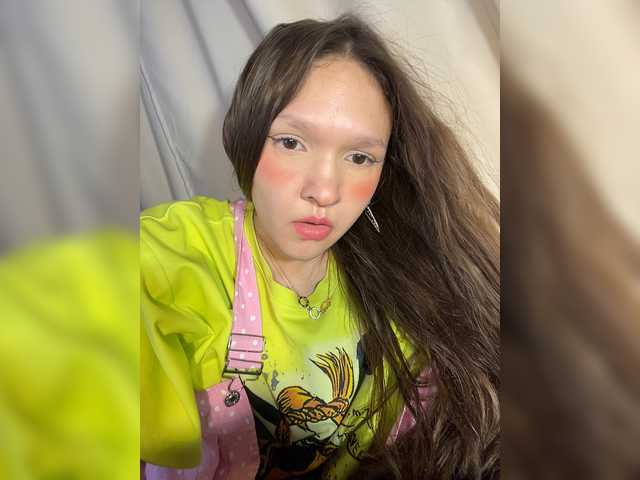 Cute-Lolly live cam on BongaCams