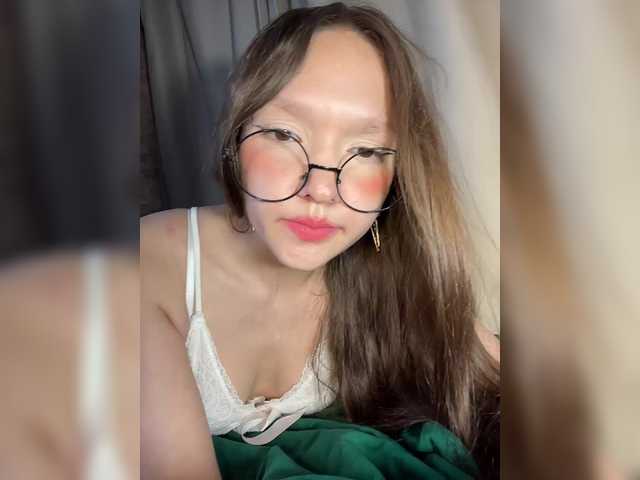 Cute-Lolly live cam on BongaCams