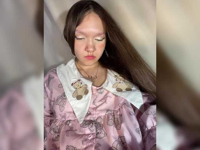 Cute-Lolly live cam on BongaCams