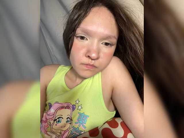 Cute-Lolly live cam on BongaCams