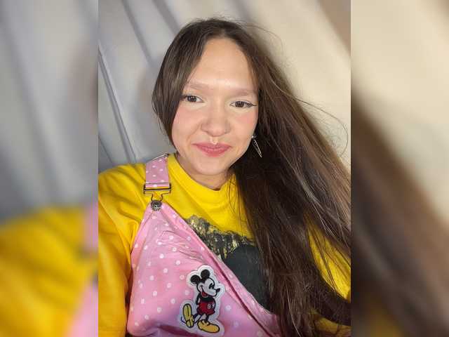 Cute-Lolly live cam on BongaCams
