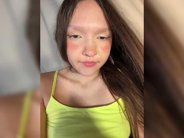 Cute-Lolly live cam on BongaCams
