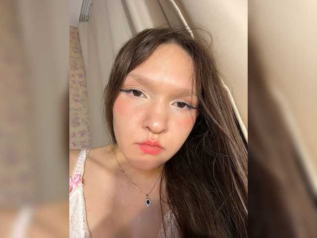Cute-Lolly live cam on BongaCams
