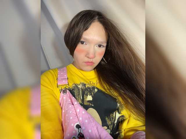 Cute-Lolly live cam on BongaCams