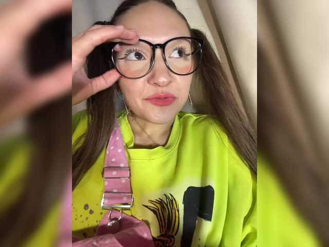 Cute-Lolly live cam on BongaCams