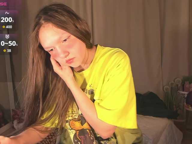 Cute-Lolly's BongaCams show and profile