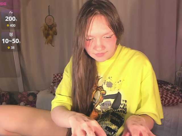 Cute-Lolly's BongaCams show and profile