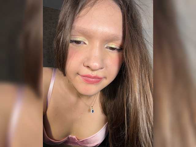 Cute-Lolly live cam on BongaCams