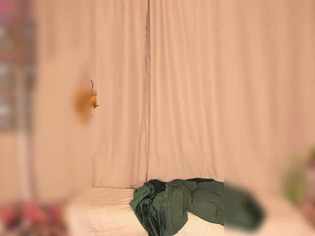 Cute-Lolly's BongaCams show and profile