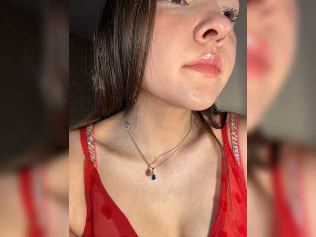 Cute-Lolly live cam on BongaCams