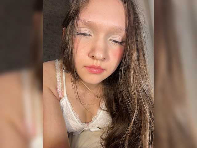 Cute-Lolly live cam on BongaCams