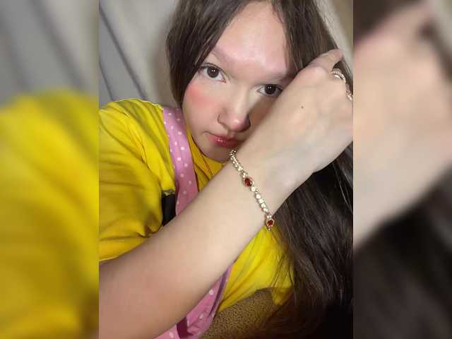 Cute-Lolly live cam on BongaCams