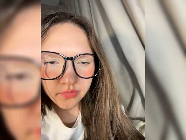 Cute-Lolly live cam on BongaCams
