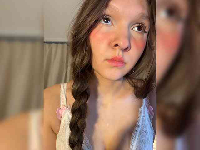 CuteLolly webcam