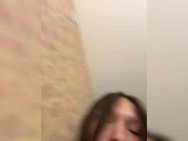 CuteLolly webcam