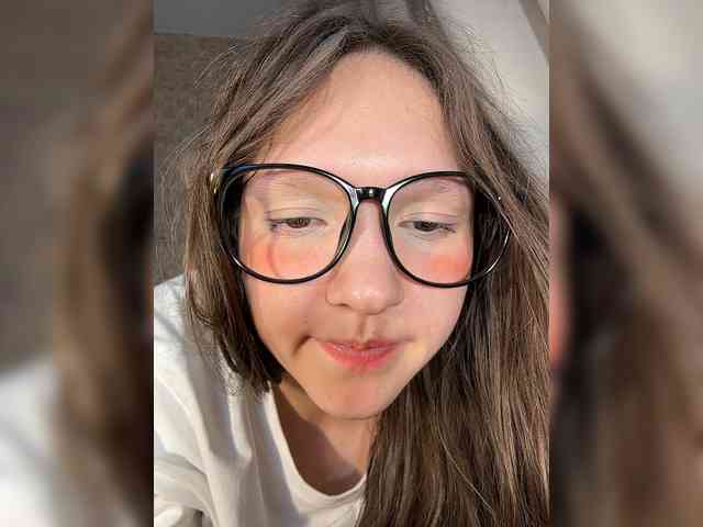 CuteLolly webcam