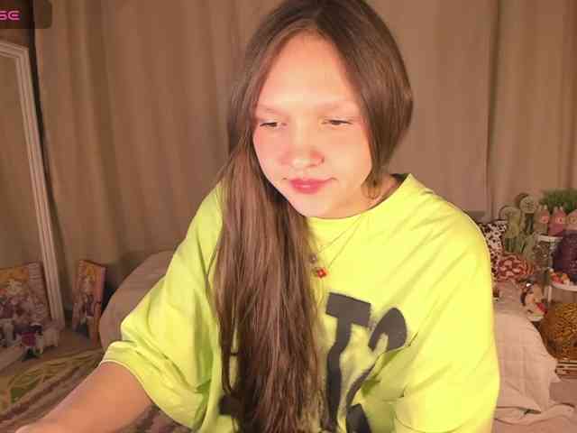 CuteLolly webcam