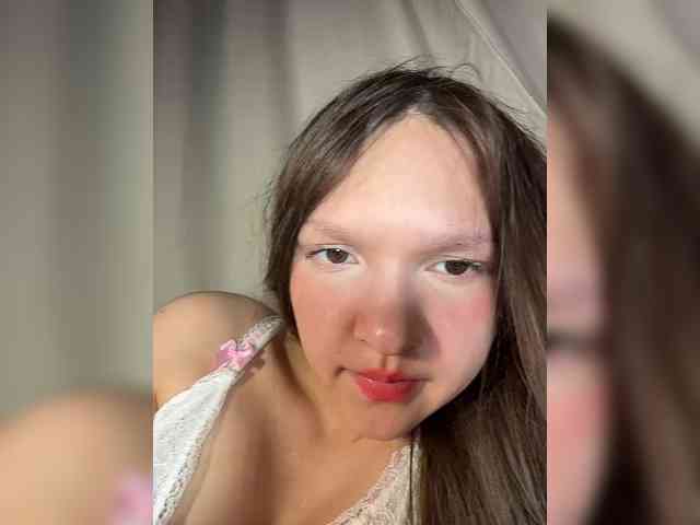 CuteLolly webcam