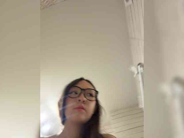 CuteLolly webcam