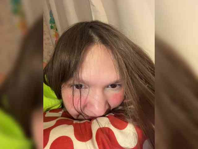 CuteLolly webcam