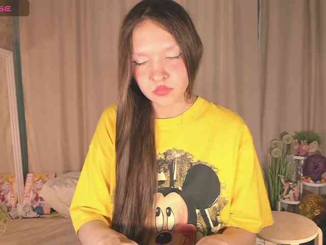 CuteLolly webcam