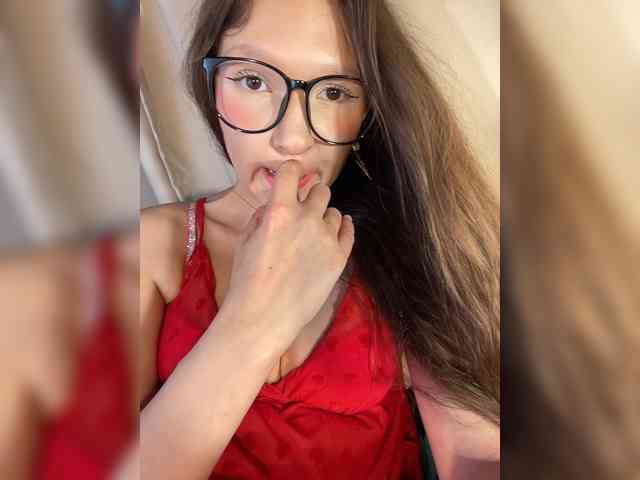 CuteLolly webcam