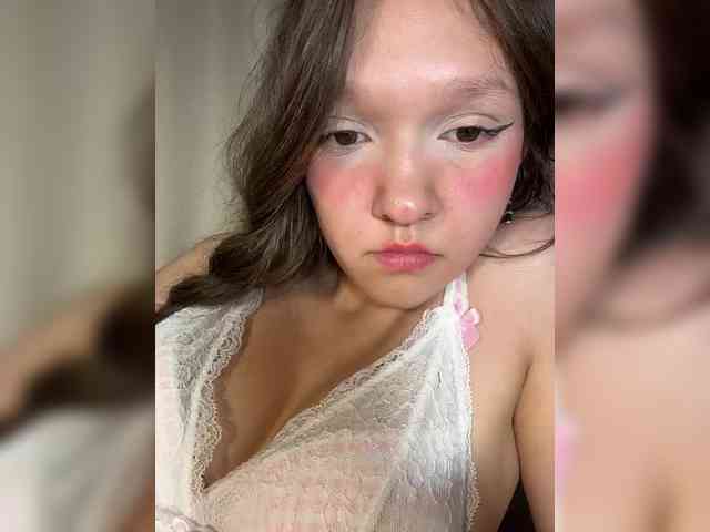 CuteLolly webcam