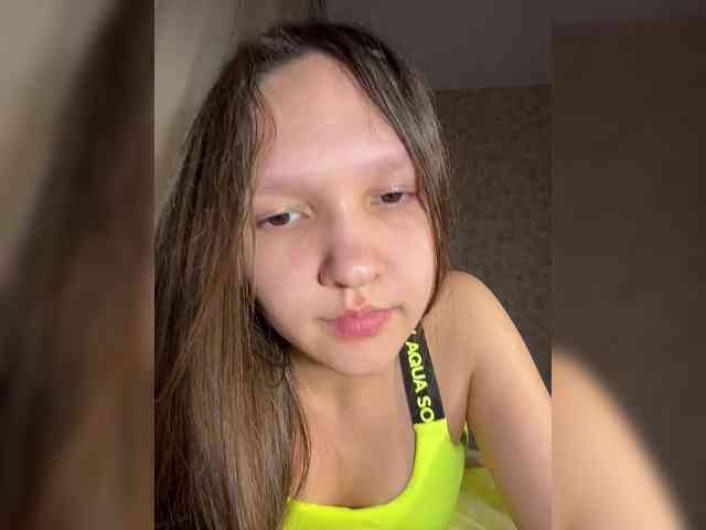 CuteLolly webcam