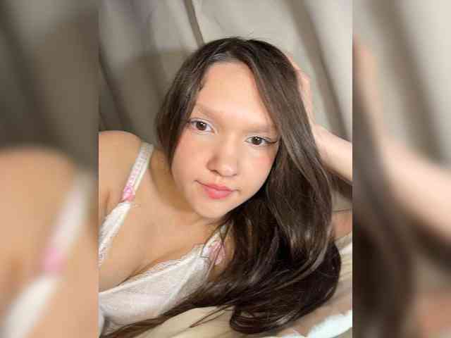 CuteLolly webcam
