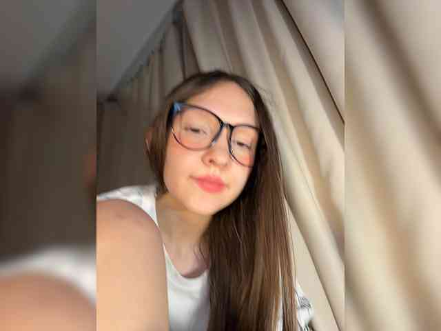 CuteLolly webcam