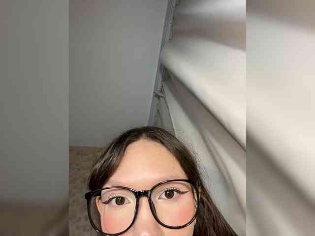 CuteLolly webcam