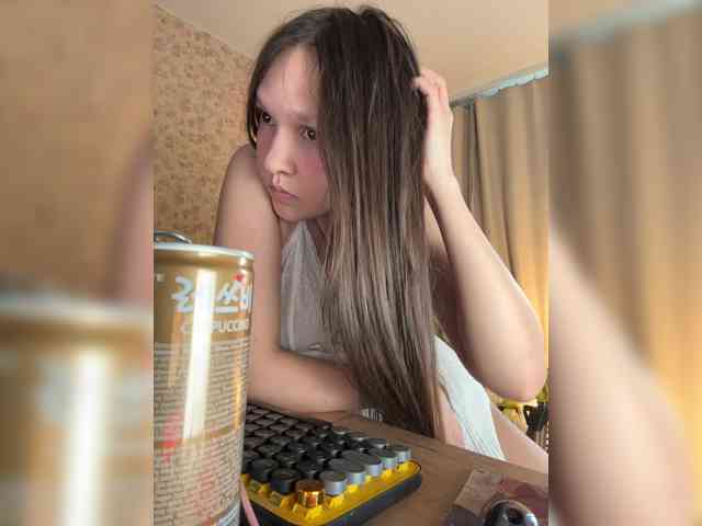 CuteLolly webcam