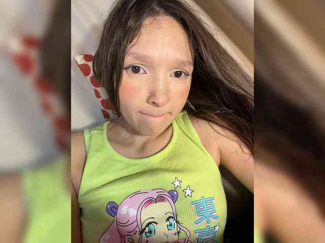 CuteLolly webcam