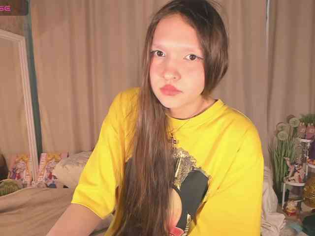 CuteLolly webcam