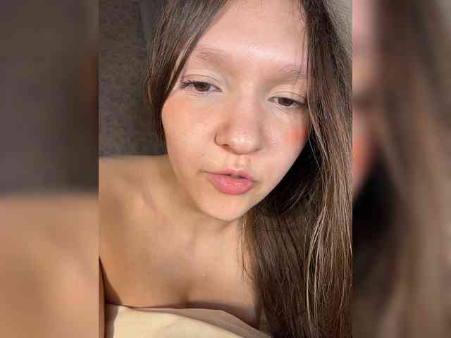 CuteLolly webcam