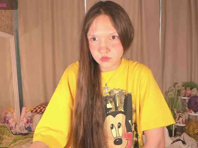 CuteLolly webcam