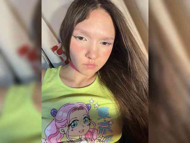 CuteLolly webcam