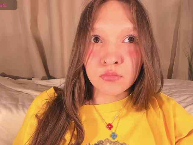 CuteLolly webcam