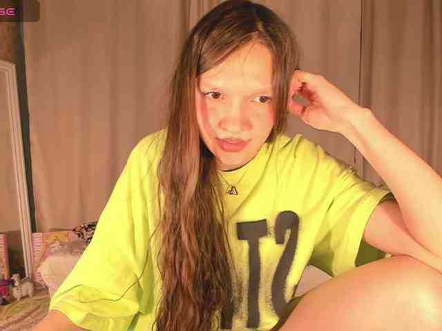 CuteLolly webcam