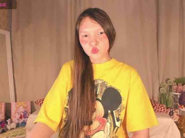 CuteLolly webcam