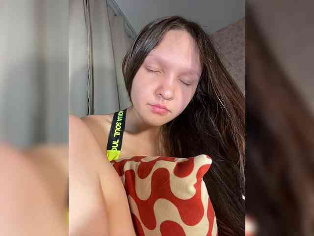 CuteLolly webcam