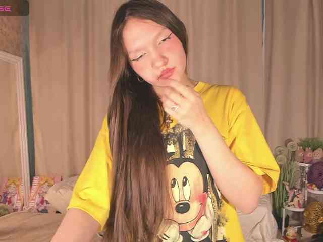 CuteLolly webcam