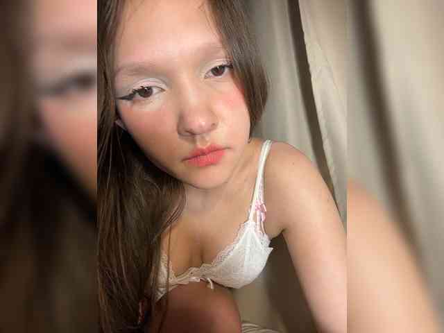 CuteLolly webcam
