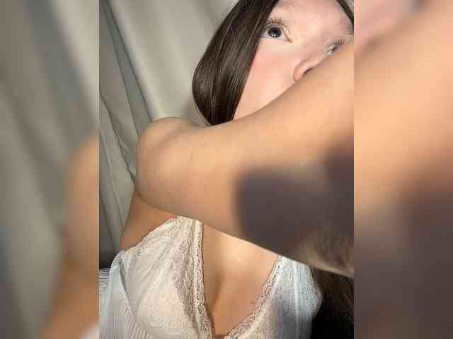 CuteLolly webcam
